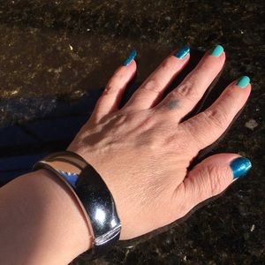 🎈Sale 🎈2 for $10 sale BOGO vintage style silver (color) bangle bracelet clasp